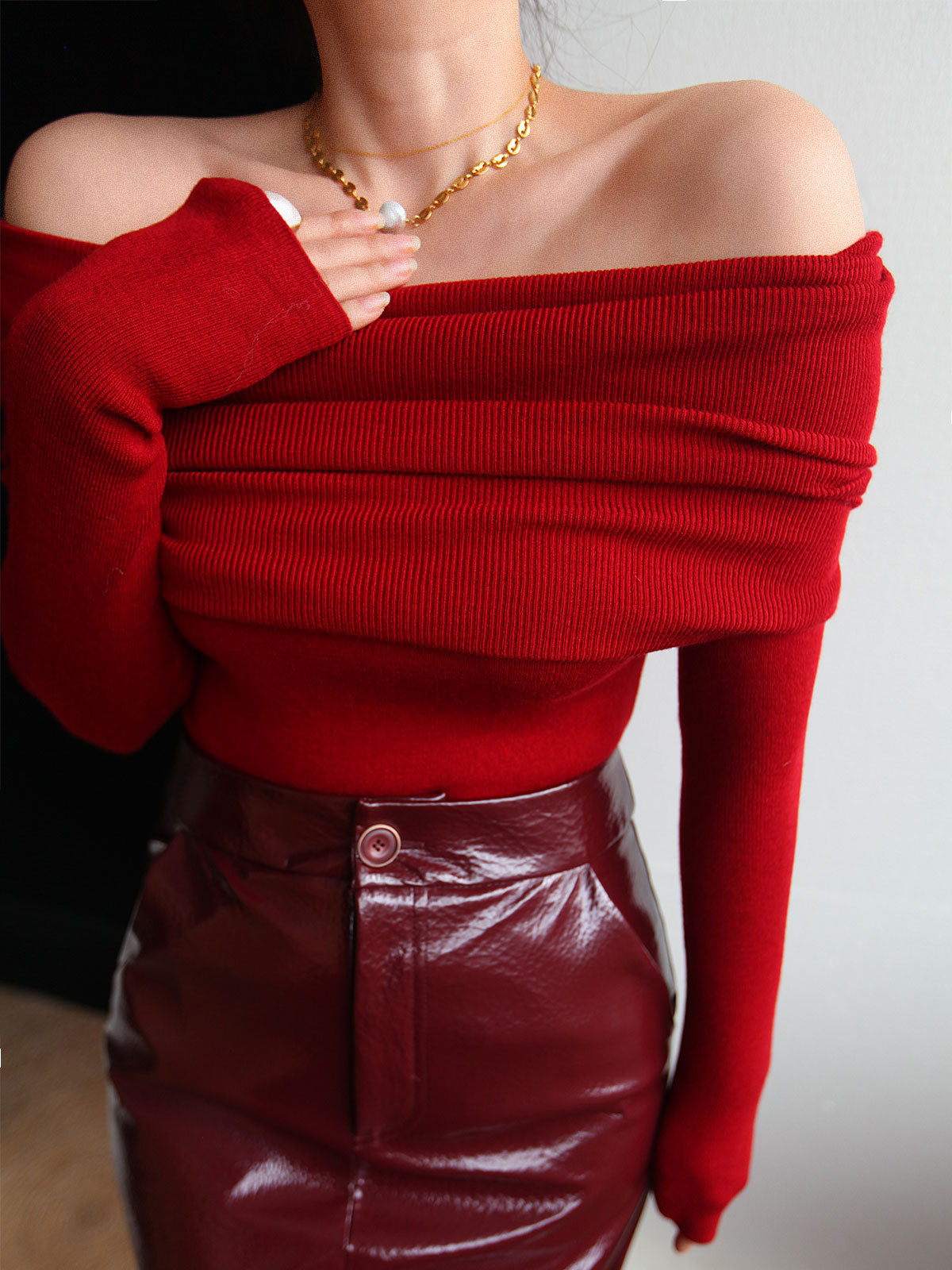 Elegant Off-Shoulder Knit Top – Sophisticated Fold-Over Sweater