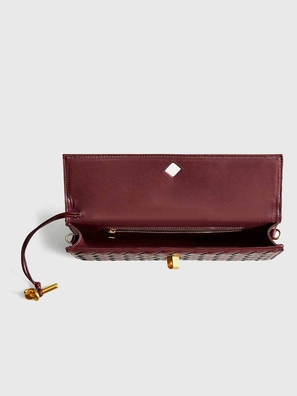Woven Flap Clutch and Shoulder Bag – Versatile Elegant Design