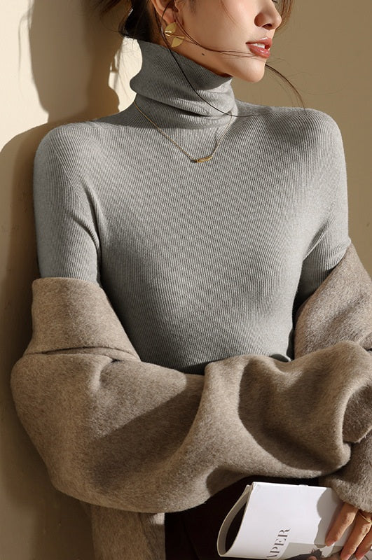 High Neck Slim Fit Knit Top – Seamless Warm Layer