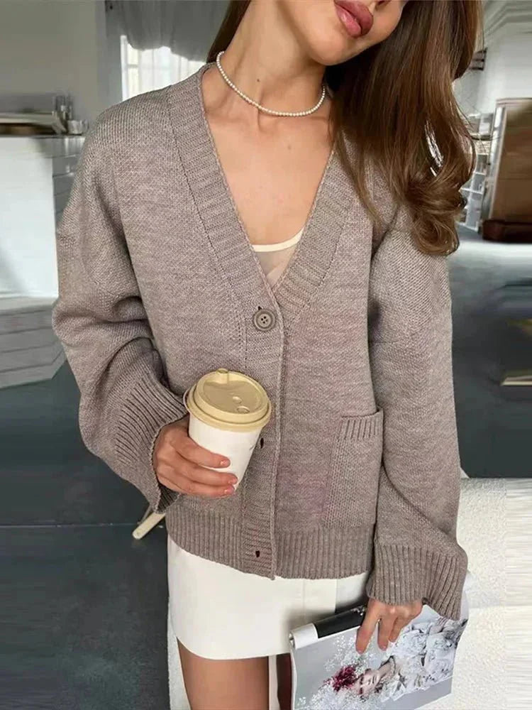 V-Neck Knit Cardigan – Oversized Button-Front Autumn Sweater